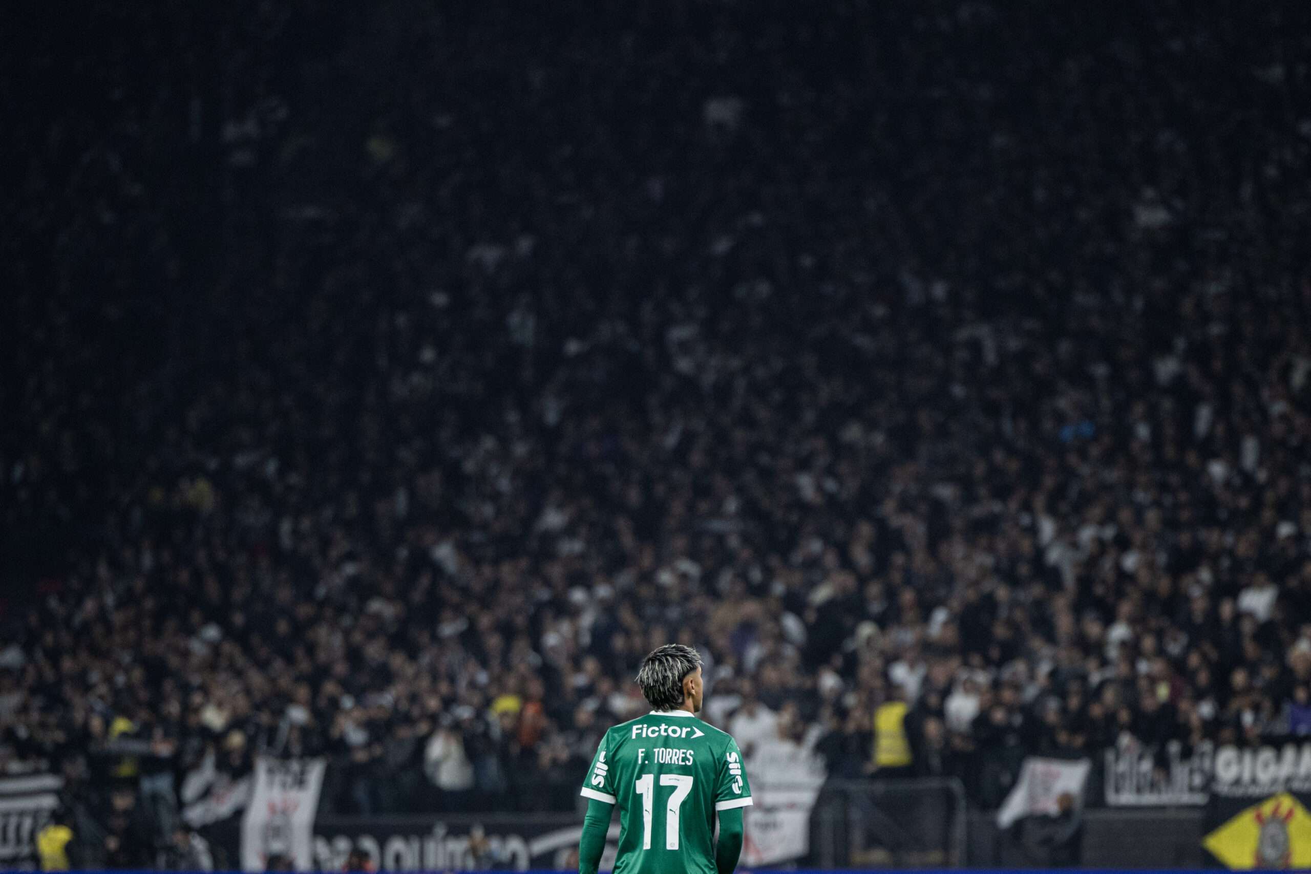 Facundo Torres na Neo Quimica Arena